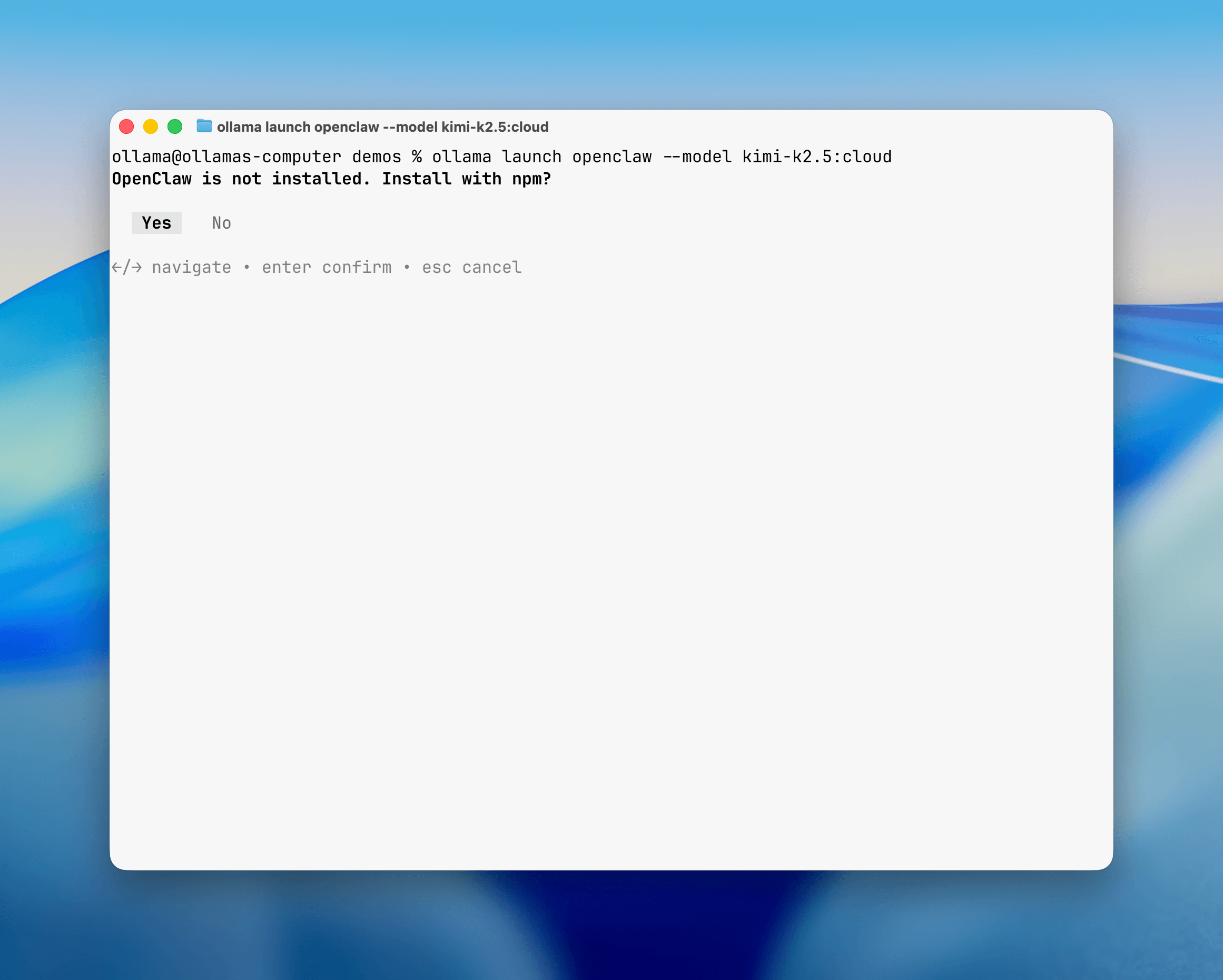 Терминал с командой запуска OpenClaw через Ollama и чат личного агента на локальной машине.